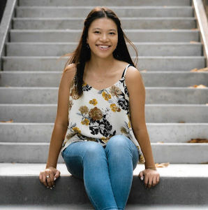 Meet your Posher, Sheyla